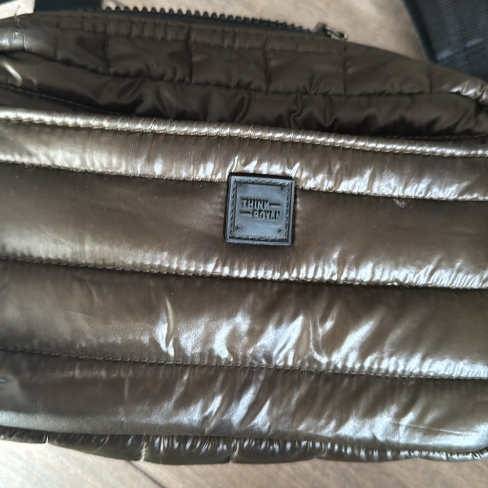 Think Royln Dark Olive Crossbody bag - Picture 2 of 14